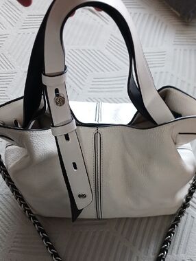Michael Kors White Downtown Astor Leather Tote Bag with Chain Strap
